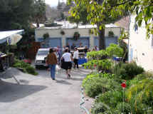 Mark's Paella Party 1-18-04 001rs.jpg (77631 bytes)