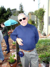 Mark's Paella Party 1-18-04 007rs.jpg (66323 bytes)